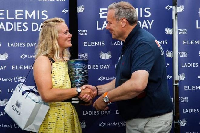 Ladies Day Trophy Winner Annabel Vose with Frans Dingerdis, Owner/Managing Director of TNG Swiss Watches © Cowes Week Limited